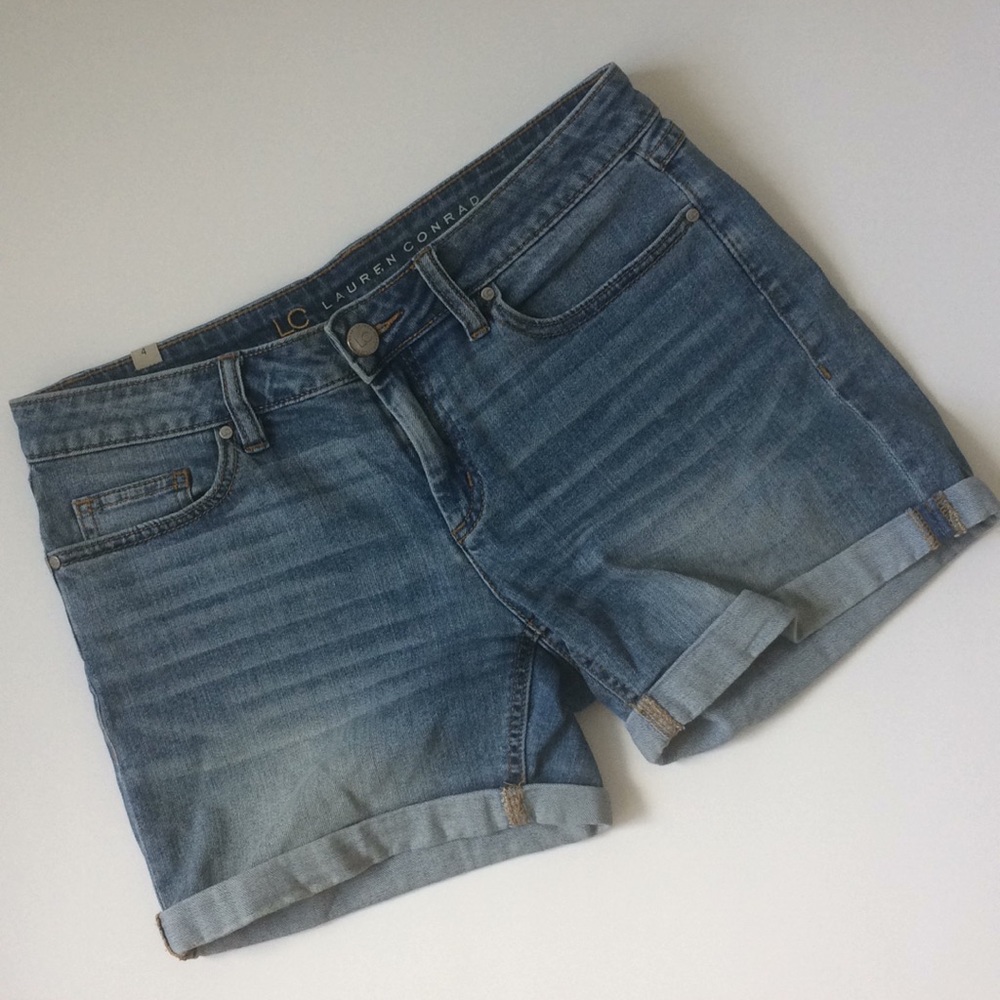 Light wash jean shorts